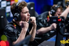 趣味数据：观众最爱特工：芮娜Pick率登顶，但胜率惨淡